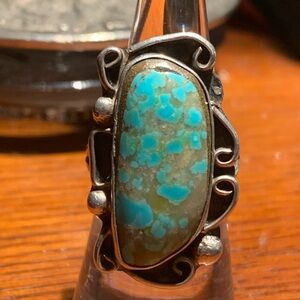 Vintage Sterling Navajo Turquoise Ring 7.72 grams